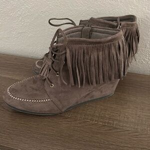 Women’s Maurice’s Fringe Wedge Moccasin Bootie, Size 11